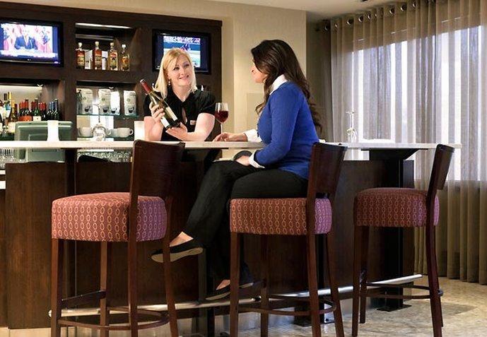 Hotel Courtyard By Marriott Thruway 3*